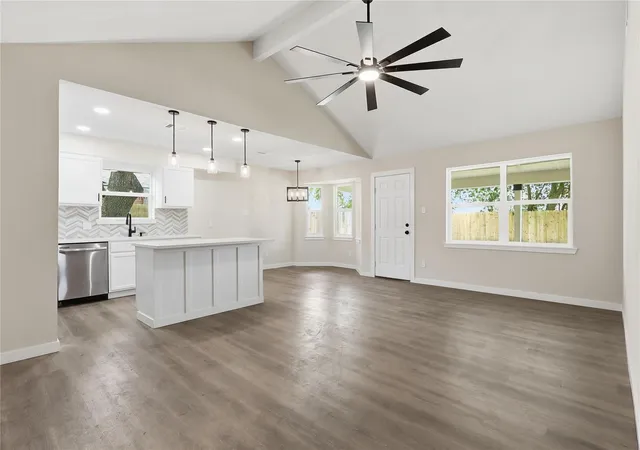 5th image of 371 Sulky Trail St, Houston, TX 77060 | MLS# 56134500