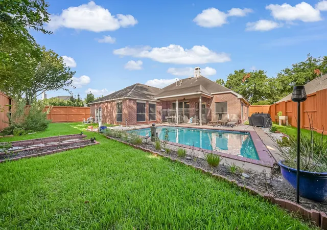 19th image of 3214 Waters Edge Dr, Manvel, TX 77578 | MLS# 8845649