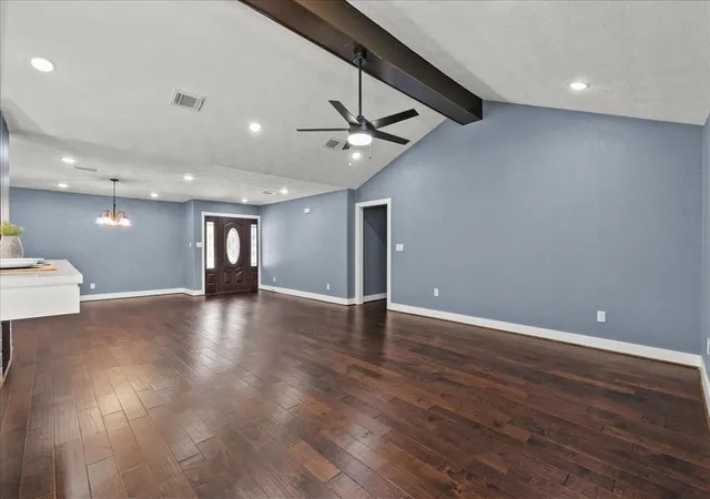 5th image of 2730 Mary Ln, Dickinson, TX 77539 | MLS# 66615406