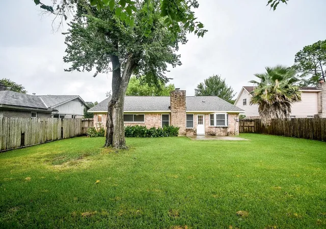 Photo 3 of Single family home for sale at 11839 Blair Meadow Dr, Meadows Place, TX 77477 | MLS# 63051675 | Listing updated on 2026-09-21