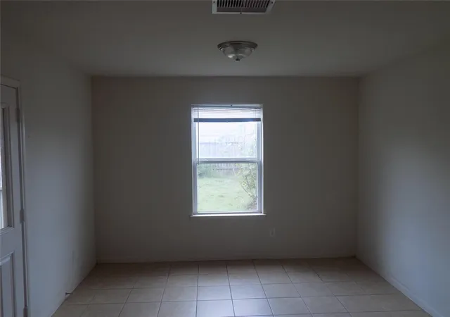 Photo 4 of Sale Pending at 5106 Breezy Parke Ln, Richmond, TX 77469 | MLS# 86615767 | Listing updated on 2026-09-16