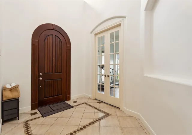 Photo 4 of Single family home for sale at 5715 Santa Fe Springs Dr, Houston, TX 77041 | MLS# 91958857 | Listing updated on 2026-09-17