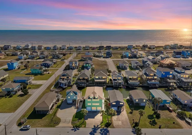 2nd image of 22105 Zapata Dr, Galveston, TX 77554 | MLS# 76026546