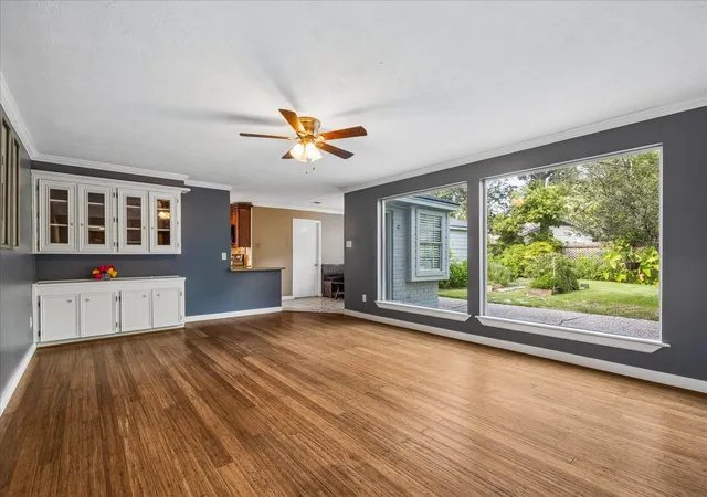 Photo 3 of Single family home for sale at 1026 Cragmore Dr, Seabrook, TX 77586 | MLS# 25500333 | Listing updated on 2026-09-16