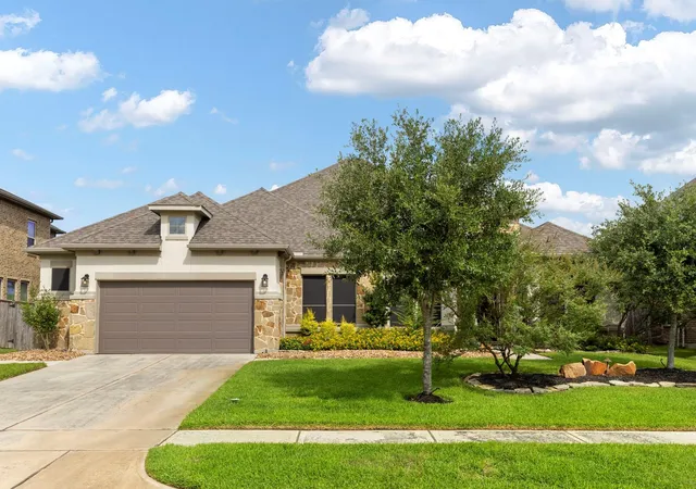 3rd image of 18531 Spellman Ridge Dr, Tomball, TX 77377 | MLS# 32916581