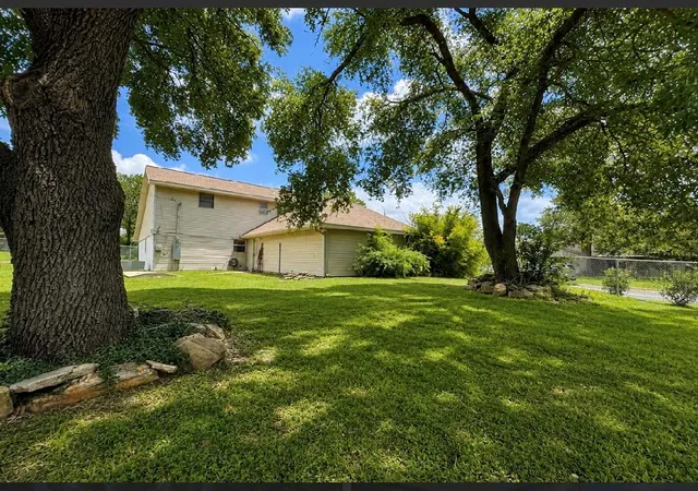 14th image of 1001 Clearspring Dr, Brenham, TX 77833 | MLS# 56099860