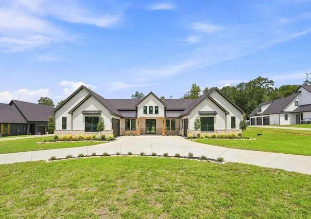 2nd image of 70 Quiet Springs Trl, Willis, TX 77378 | MLS# 27269785