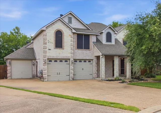 image of 2435 Newark Cir, College Station, TX 77845 | MLS# 41128864