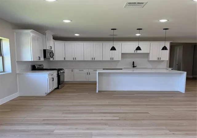 5th image of 2507 Martinas Ct, Spring, TX 77388 | MLS# 97030035