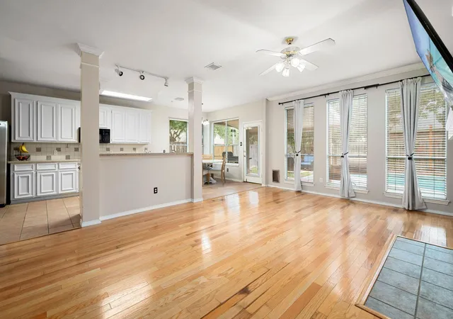 Photo 3 of Single family home for sale at 16322 Candlerock Ct, Houston, TX 77095 | MLS# 31010117 | Listing updated on 2026-08-15