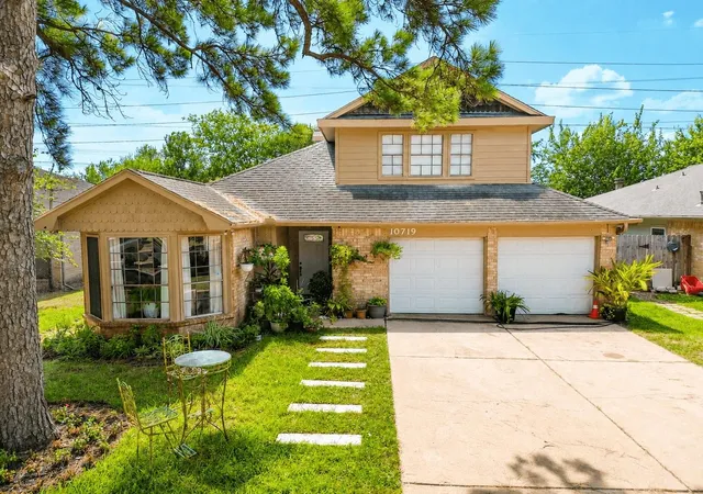 Photo 1 of Single family home for sale at 10719 Spring Harvest Dr, Houston, TX 77064 | MLS# 90432317 | Listing updated on 2026-08-16