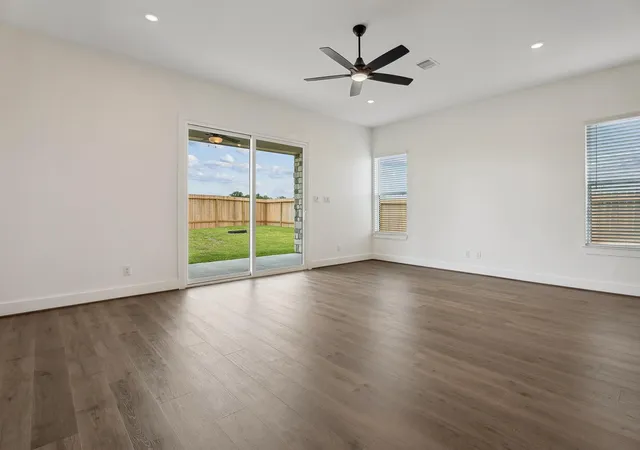 5th image of 1912 Drover Ln, Rosenberg, TX 77471 | MLS# 14042533