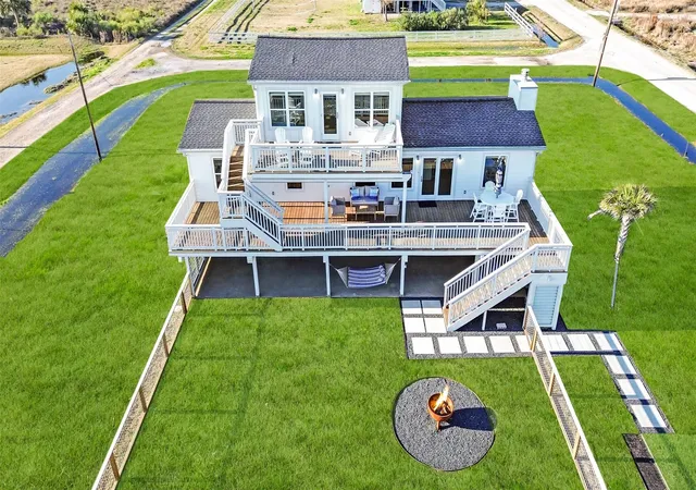 1st image of 3913 11 Mile Rd, Galveston, TX 77554 | MLS# 73028093