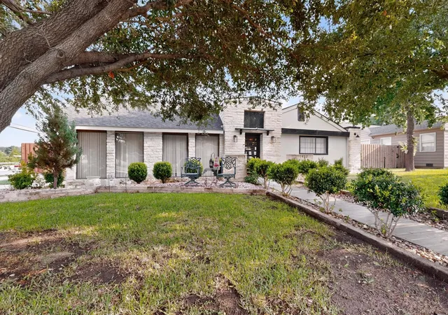 2nd image of 1402 James Dr, Garland, TX 75042 | MLS# 36390685