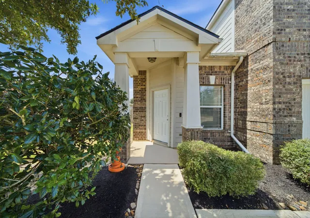 Photo 3 of Single family home for sale at 15435 Kaston Dr, Cypress, TX 77433 | MLS# 41418191 | Listing updated on 2026-09-20