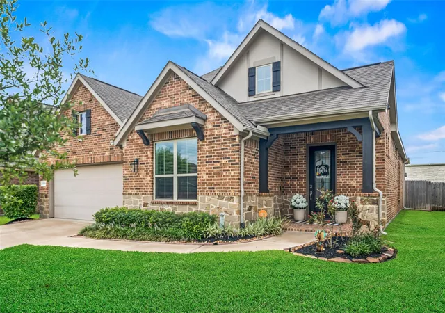 1st image of 9319 Dochfour Ln, Tomball, TX 77375 | MLS# 6239972