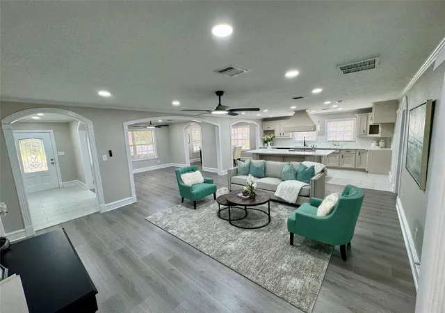 Photo 4 of Single family home for sale at 1907 Amy Dr, Baytown, TX 77520 | MLS# 41917826 | Listing updated on 2026-09-16
