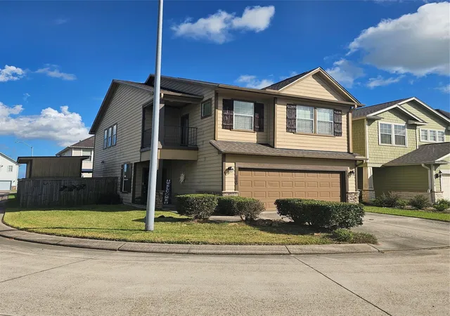 Photo 3 of Sale Pending at 2680 Quiet Corral Ln, Port Arthur, TX 77640 | MLS# 30352542 | Listing updated on 2026-09-18