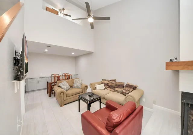 1st image of 9447 Pagewood Ln #9447, Houston, TX 77063 | MLS# 50882734