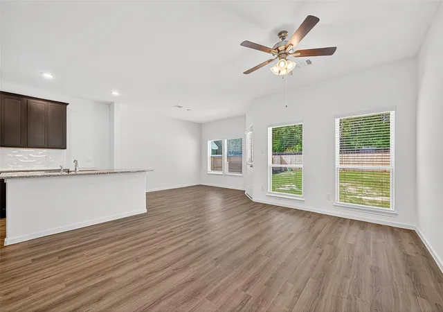 Photo 4 of Single family home for sale at 20835 Attalos Stoa Rd, Crosby, TX 77532 | MLS# 59718274 | Listing updated on 2026-08-14