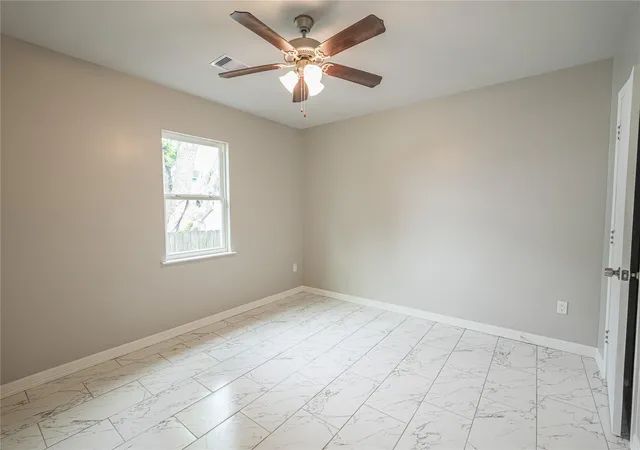 Photo 4 of Single family home for sale at 7828 Keller St, Houston, TX 77012 | MLS# 96551483 | Listing updated on 2026-09-02