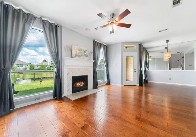 Photo 3 of Townhouse for sale at 8026 Loyel Pointe Dr, Houston, TX 77064 | MLS# 25855237 | Listing updated on 2026-08-31