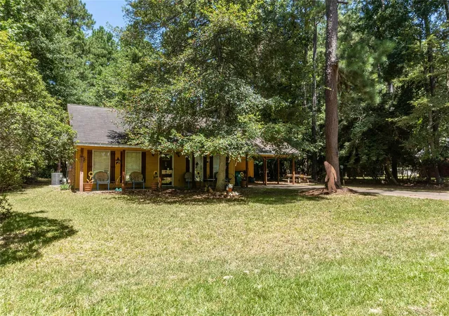 Photo 3 of Single family home for sale at 1104 Pine, Village Mills, TX 77663 | MLS# 69491062 | Listing updated on 2026-08-22