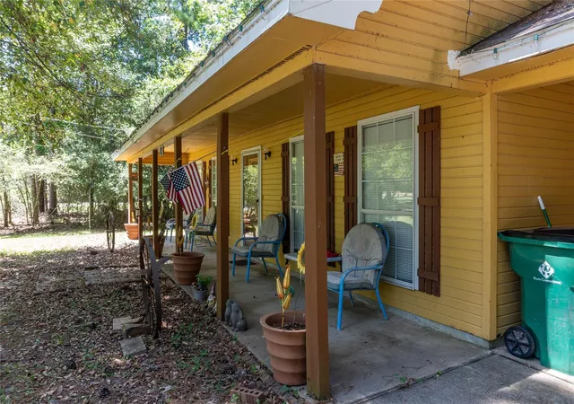 Photo 3 of Single family home for sale at 1104 Pine, Village Mills, TX 77663 | MLS# 69491062 | Listing updated on 2026-08-22