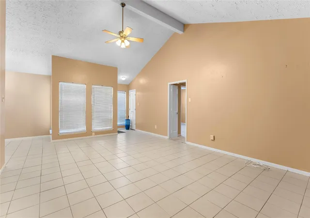Photo 4 of Townhouse for sale at 20 Baron Ln, Missouri City, TX 77459 | MLS# 48787136 | Listing updated on 2026-10-07