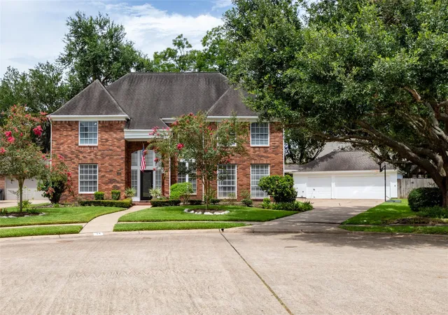 42nd image of 14 Sterling Ct, Sugar Land, TX 77479 | MLS# 64754553