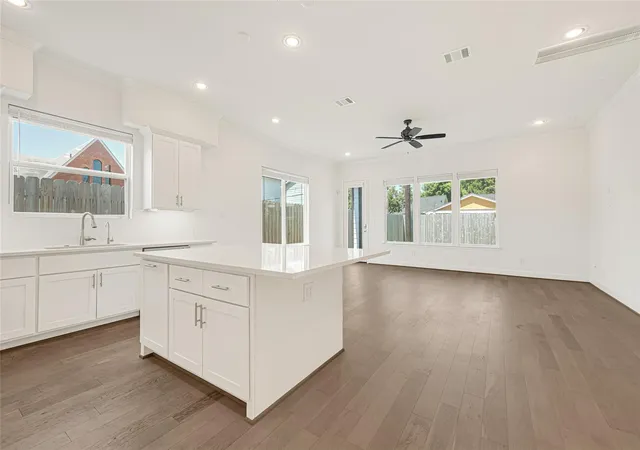 4th image of 1119 Lawrence St, Houston, TX 77008 | MLS# 21863921