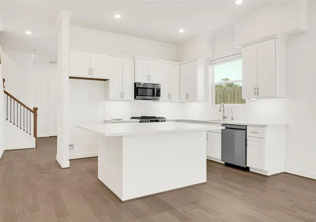 5th image of 1119 Lawrence St, Houston, TX 77008 | MLS# 21863921