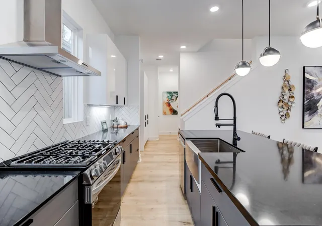 4th image of 5502 Texas St, Houston, TX 77011 | MLS# 28930791