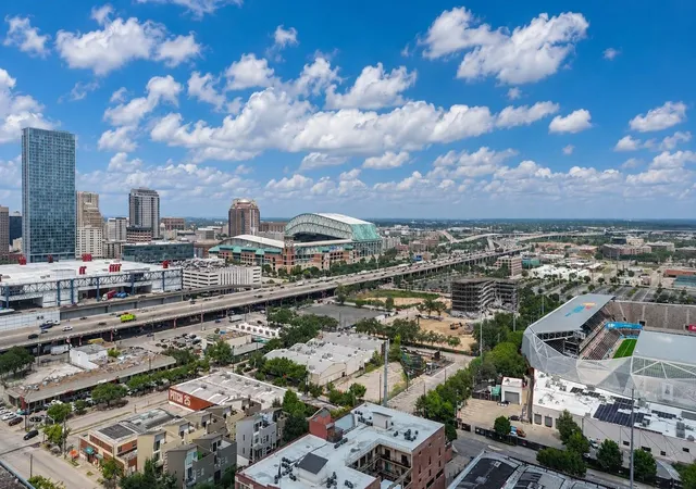 Photo 3 of Condo for sale at 2205 Mckinney St #315, Houston, TX 77003 | MLS# 54579532 | Listing updated on 2026-08-25