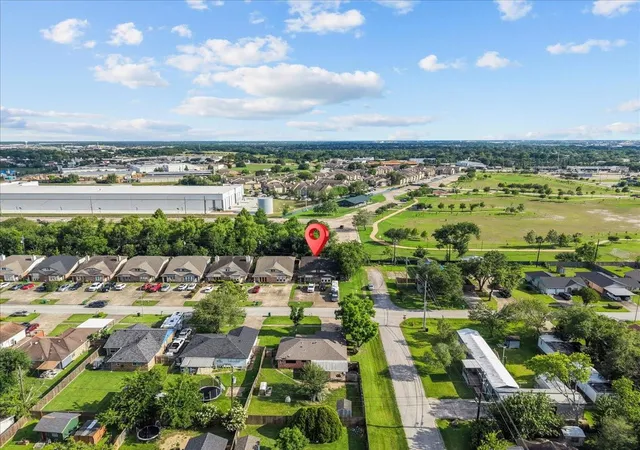 2nd image of 6602 Tamar Dr, Pasadena, TX 77503