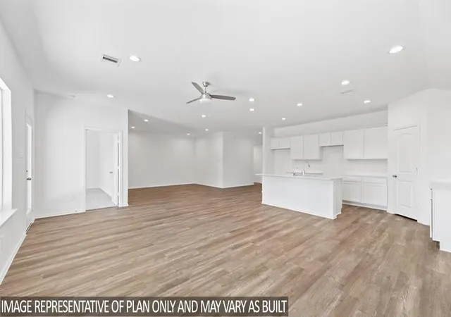 4th image of 10531 Aren Rd, Conroe, TX 77303 | MLS# 63401871