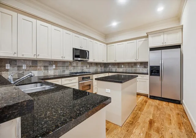 3rd image of 4732 Banning Dr, Houston, TX 77027 | MLS# 44973706
