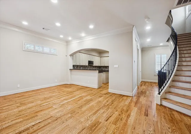 4th image of 4732 Banning Dr, Houston, TX 77027 | MLS# 44973706