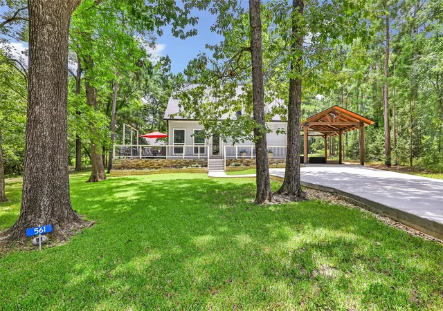 3rd image of 561 N Royale Greens Dr, Coldspring, TX 77331 | MLS# 24034625