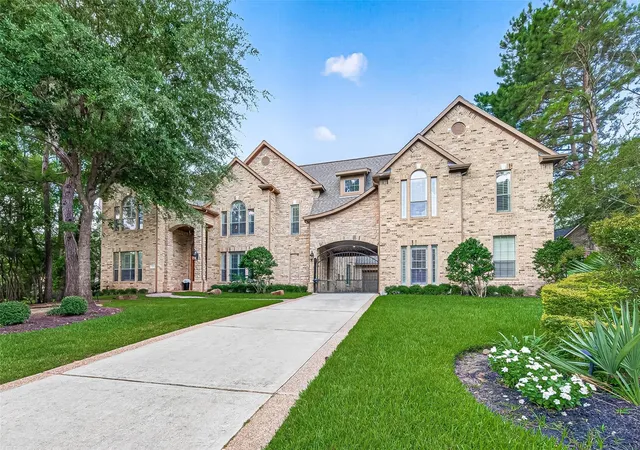 1st image of 15 Veilwood Cir, Spring, TX 77382 | MLS# 95888325