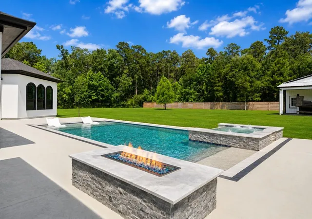 Photo 1 of Sale Pending at 19639 Riverwalk Dr, Porter, TX 77365 | MLS# 20140054 | Listing updated on 2026-09-01