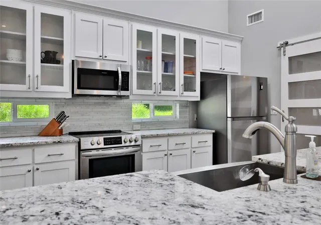 Photo 4 of Sale Pending at 70 N Royale Greens Dr, Coldspring, TX 77331 | MLS# 34069382 | Listing updated on 2026-09-11