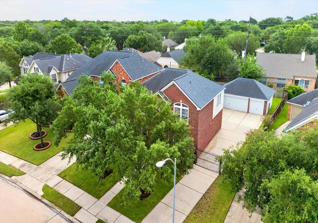 Photo 2 of Sale Pending at 20835 Cottage Cvs Ln, Katy, TX 77450 | MLS# 32231000 | Listing updated on 2026-09-07