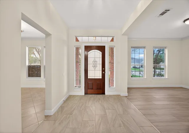 Photo 4 of Sale Pending at 20835 Cottage Cvs Ln, Katy, TX 77450 | MLS# 32231000 | Listing updated on 2026-09-07
