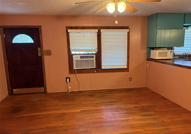 Photo 4 of Sale Pending at 14601 Bonham St, Houston, TX 77015 | MLS# 16033774 | Listing updated on 2026-09-16