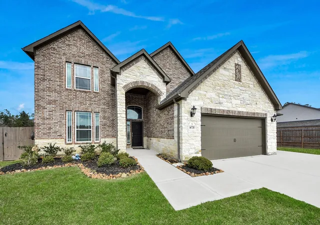 Photo 1 of Single family home for sale at 16735 Rockwall St, Conroe, TX 77303 | MLS# 98571548 | Listing updated on 2026-08-12