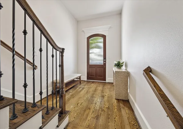 Photo 3 of Single family home for sale at 10950 Wrenwood Green, Houston, TX 77043 | MLS# 64626938 | Listing updated on 2026-09-20