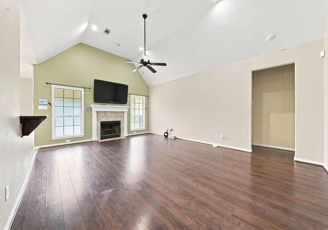 Photo 3 of Single family home for sale at 16104 Mcqueen Rd, Conroe, TX 77302 | MLS# 21022527 | Listing updated on 2026-09-17