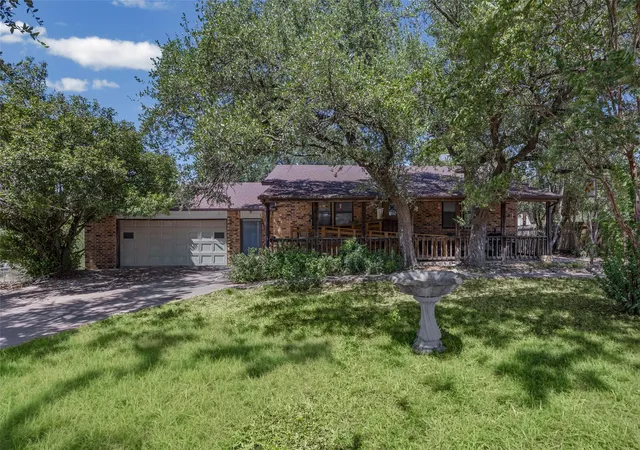 Photo 1 of Sale Pending at 20604 Dawn Dr, Lago Vista, TX 78645 | MLS# 65905337 | Listing updated on 2026-09-05