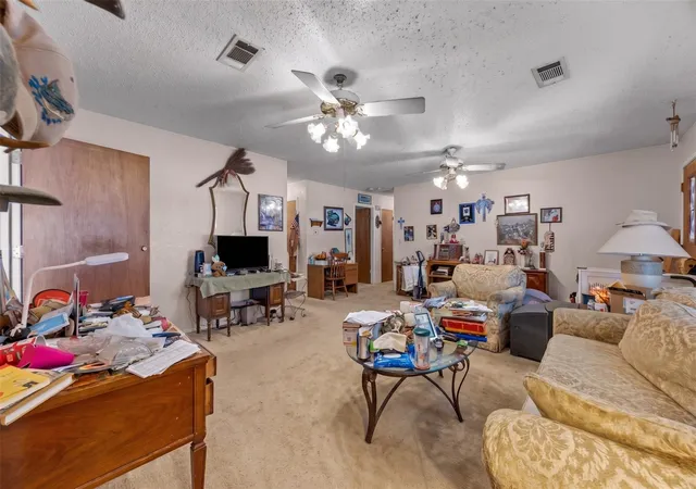 Photo 4 of Sale Pending at 20604 Dawn Dr, Lago Vista, TX 78645 | MLS# 65905337 | Listing updated on 2026-09-05